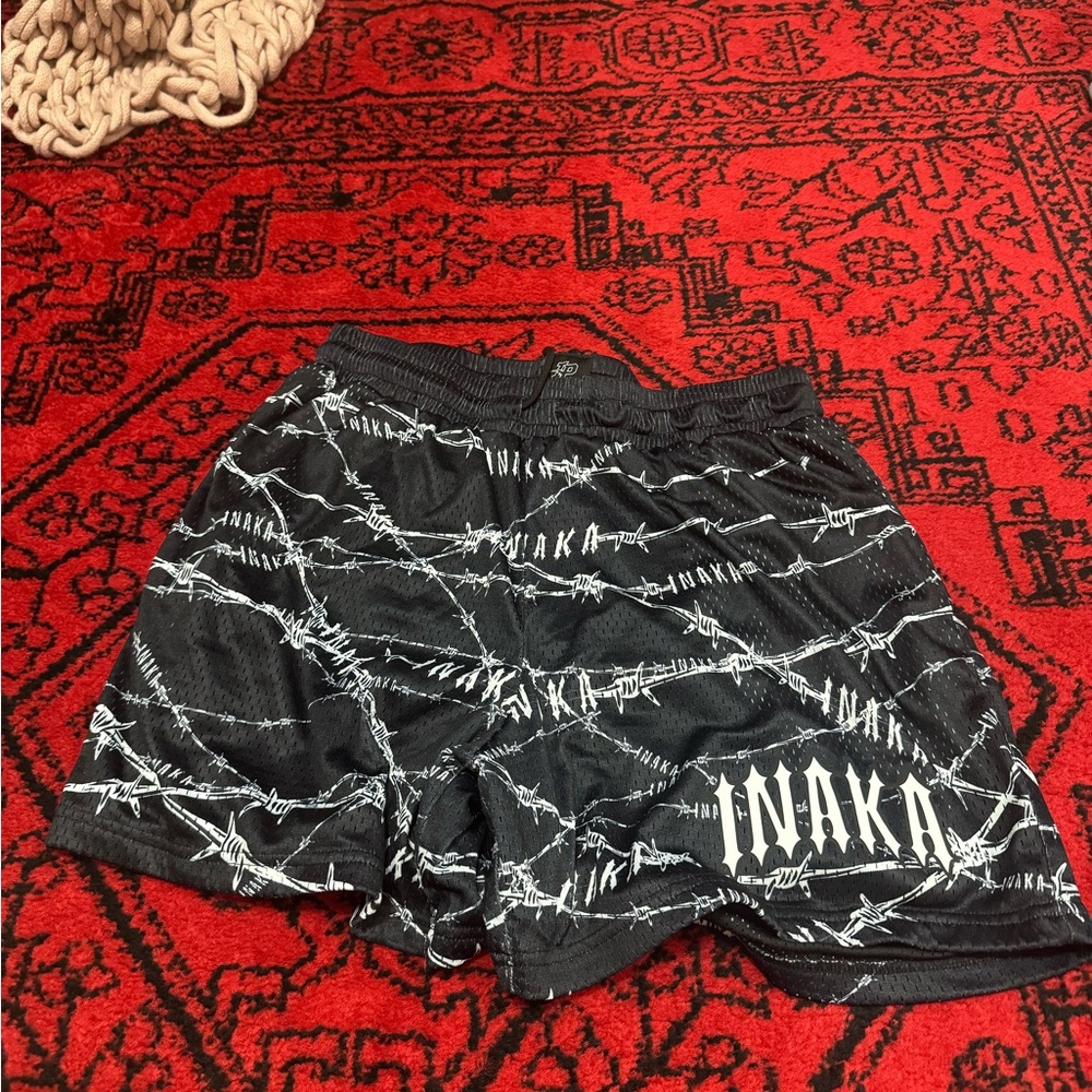 Barbed wire Inaka Power gym shorts